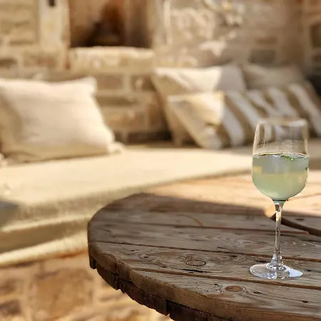 Renovated Stunning Stonevilla With Pool Vila